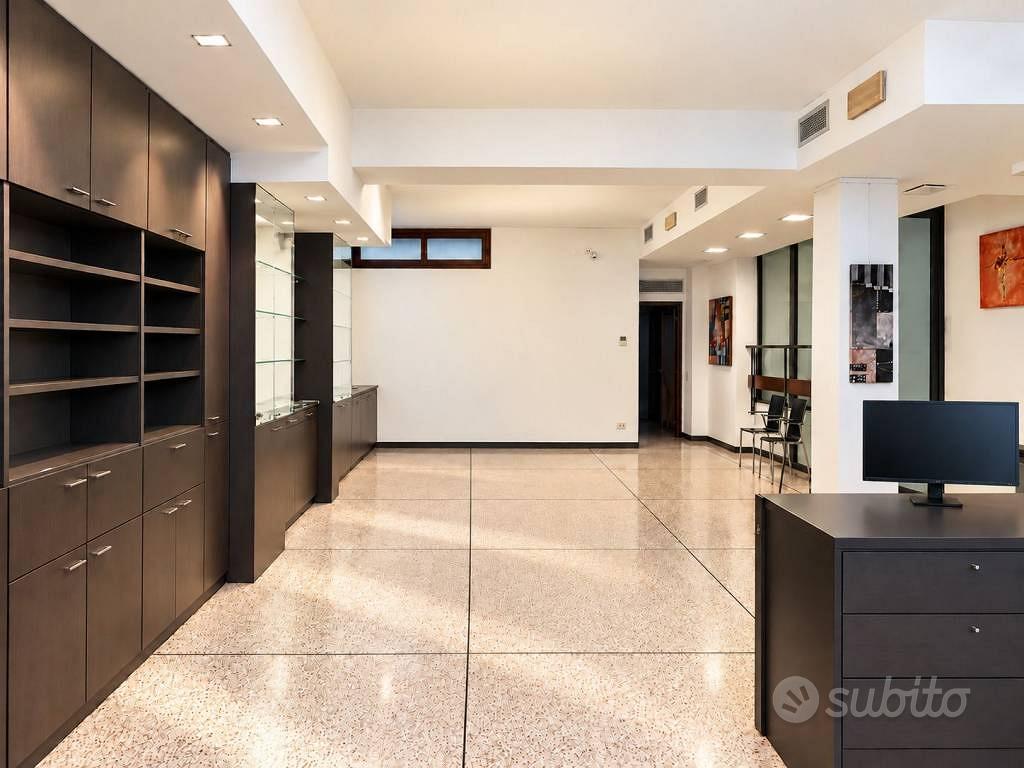 Immobile di 160 m² con 4 locali a Milano - Vista 3