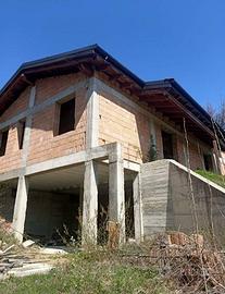 Immobile in asta di 2797 m² con 5 locali a Monzuno