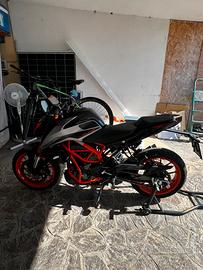 KTM Duke 390 2022 ABS