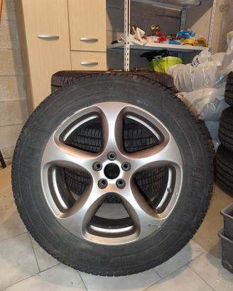 Cerchi e gomme Alfa Romeo Stelvio 18