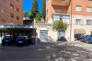 Garage / box in via annibale vecchi 73