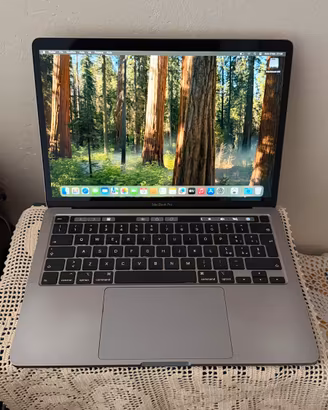 MacBook Pro 13” 2020 intel core i5 512/16GB