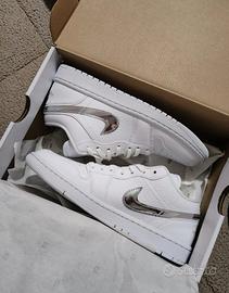 Wmns  Air Jordan Low Se