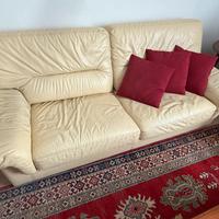 Set Divano e 2 poltrone