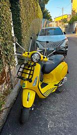 Vespa piaggio 125