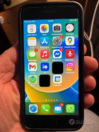 Apple iPhone 8 - 64GB Grigio - ultimo ribasso