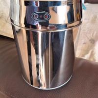 Pattumiera elettrica ad infrarossi