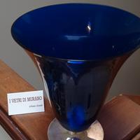 vaso blu in vetro di murano e base in argento 