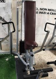 chest press technogym palestra