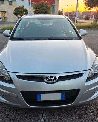Hyundai i30 1.4 16V BlueDrive GPL Comfort
