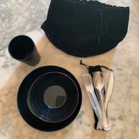 Set stoviglie campeggio con borsa