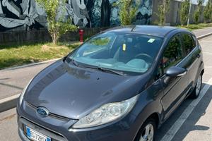 Ford fiesta versione Titanium