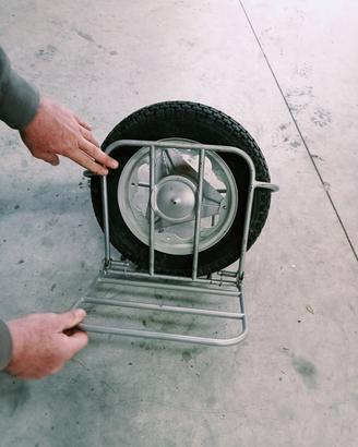 portapacchi ruota di scorta vespa