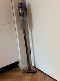 Aspirapolvere Dyson V15