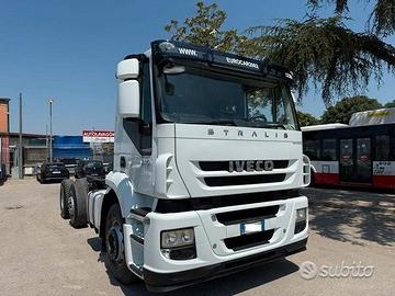 Stralis 310 telaio 3 assi 2* sollevabile