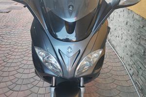 Piaggio X9 250