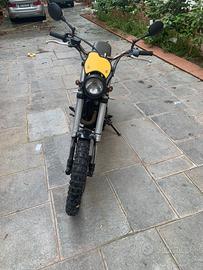 Yamaha xt600e