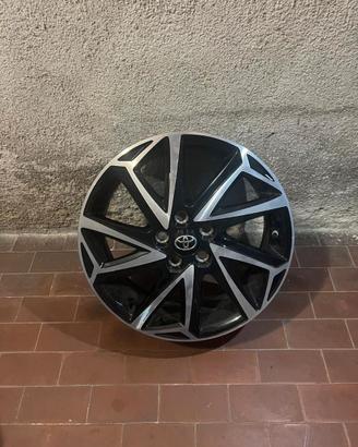 Cerchi in Lega 16" Originali Toyota Yaris