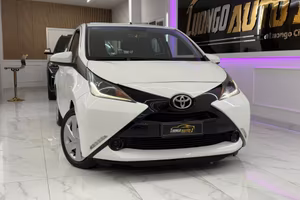 Toyota Aygo 1.0 69Cv Automatica Full Opt-Car Play