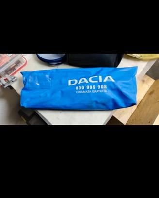 kit emergenza Dacia Duster 