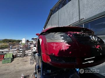 Ricambi portellone posteriore muso audi tt