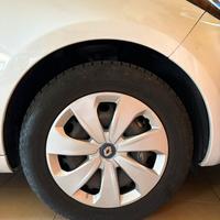 N.4 cerchi in ferro Renault 15" a 5 fori