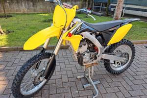 Suzuki RMZ 250 4T - 2016