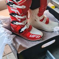 Stivali motocross UFO OBSIDIAN rosso/bianco