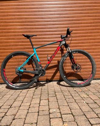 Giant xtc carbon