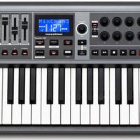 Novation impulse 61 con soft case