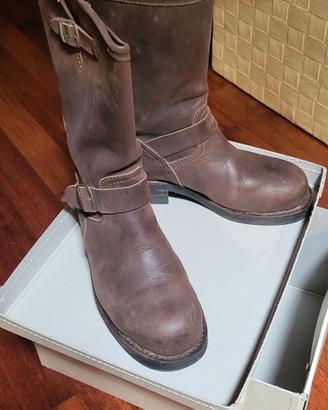 Stivali stile bikers da donna