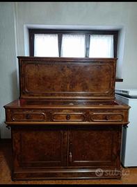 Mobile antico in radica con ribalta 