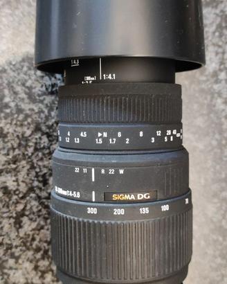 Obiettivo Sigma 70-300 mm f/4-5.6 DG