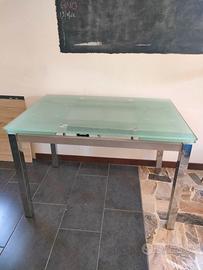 tavolo vetro alluminio