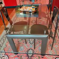 Tavolo Tube d'avionLeCorbusier+Sedie IrmaZanotta