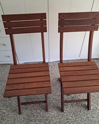 n. 2 sedie in legno