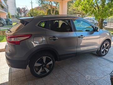 NISSAN Qashqai 1.5 Diesel 