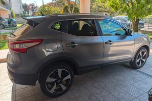 NISSAN Qashqai 1.5 Diesel 