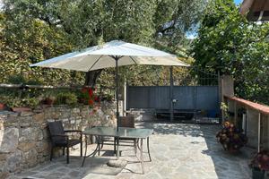 Cottage indipendente con giardino