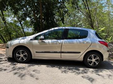 Peugeot 308 1.6 HDi 5 porte – Pronta all’uso