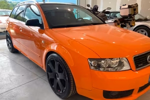 Audi A4 Avant S4 Avant 4.2 V8 quattro tiptronic