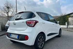 Hyundai i10 1.0 BENZ SOLO 20.000KM
