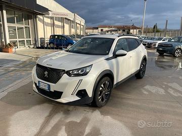 Peugeot 2008 1.5 bluehdi Allure Pack s&s 110cv