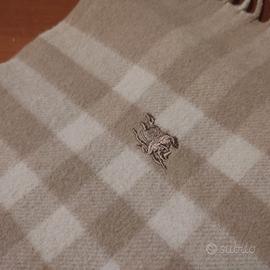 Scialla. Lana. Burberry
