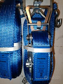 Cinghia con cricchetto