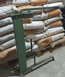 Imbottigliatrice/tappatrice + porta bottiglie