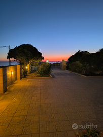 Villa Gaspare Fronte mare zona lido burrone