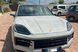 PORSCHE CAYENNE S E-HYBRID COUPE 2024 519CV