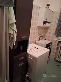 mobile bagno con ripiani e 1 casetto