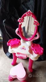 postazione trucco bambina